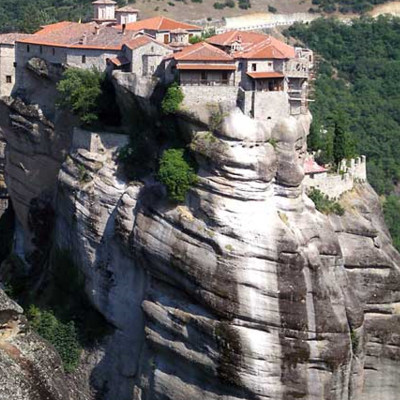 Meteora's stunning hilltop architecture