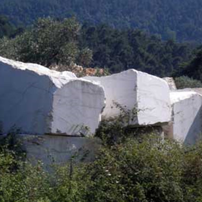 Driving around 'marble-ous' Thassos 